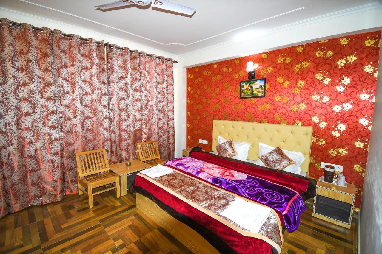 Kullu Manali Inn Екстериор снимка