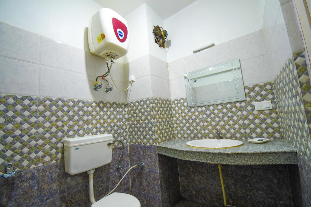 Kullu Manali Inn Екстериор снимка