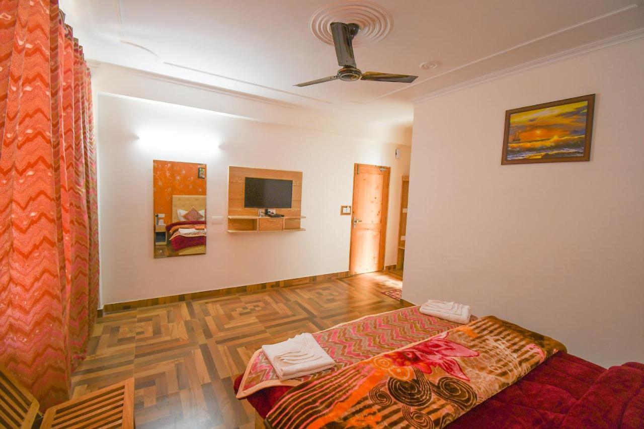 Kullu Manali Inn Екстериор снимка